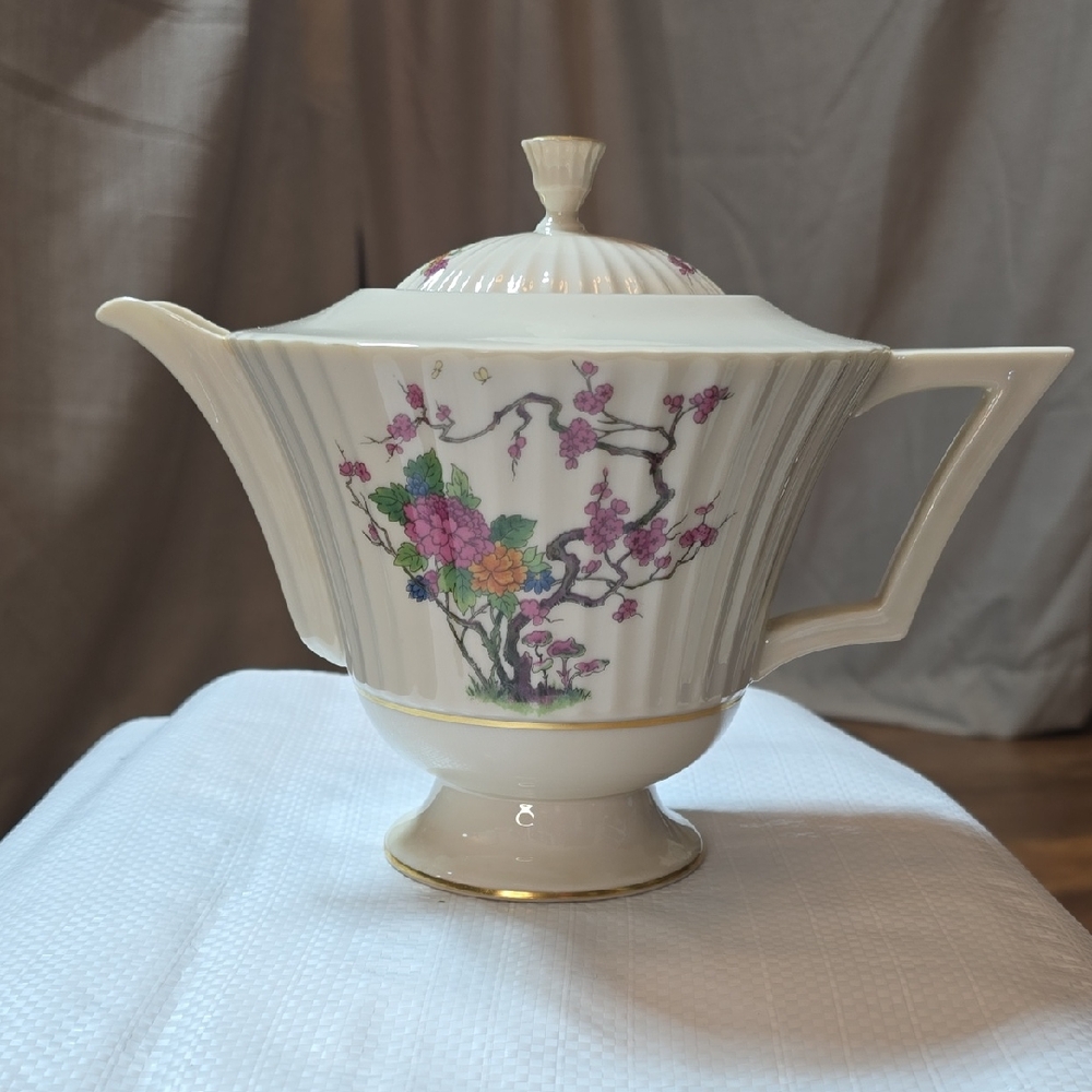 Lenox Ming Temple Floral Porcelain Teapot with Lid